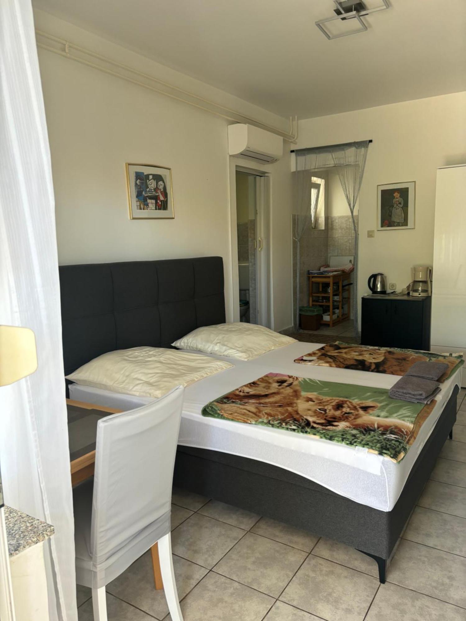 Villa Julian & Juliana Krk Town Rum bild