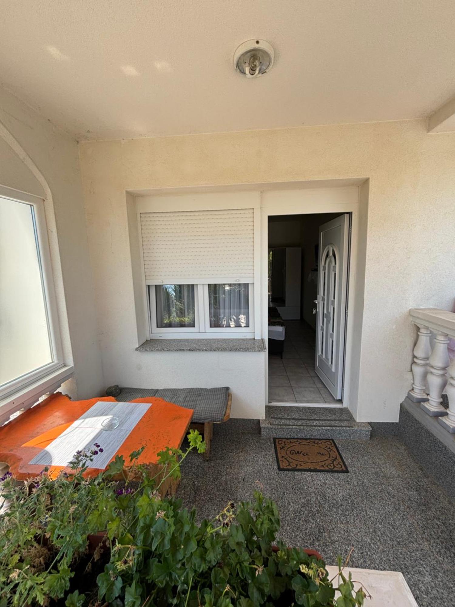 Villa Julian & Juliana Krk Town Rum bild